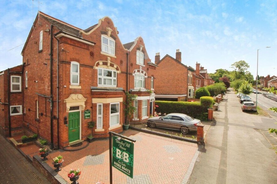 8 Bewdley Hl, Kidderminster for sale - Building Photo - Image 2 of 24