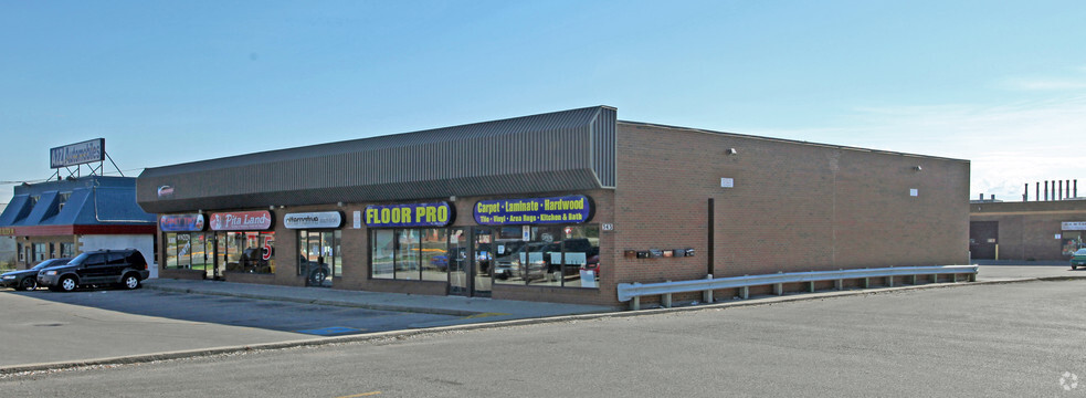 343 Bloor St W, Oshawa, ON for sale - Primary Photo - Image 1 of 2