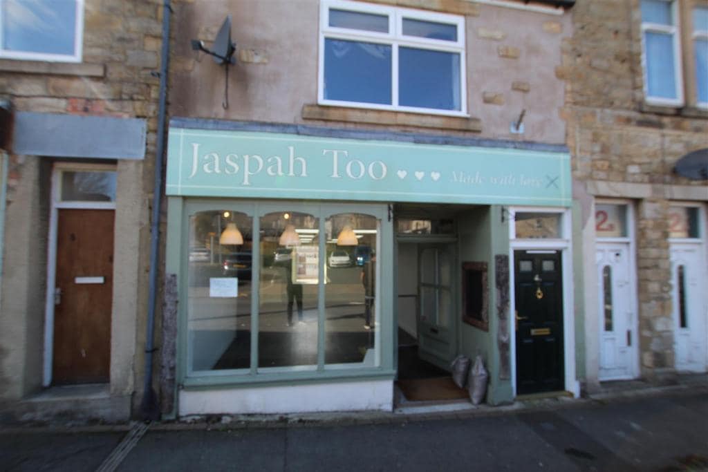 4 Derwent St, Consett to rent Building Photo- Image 1 of 6