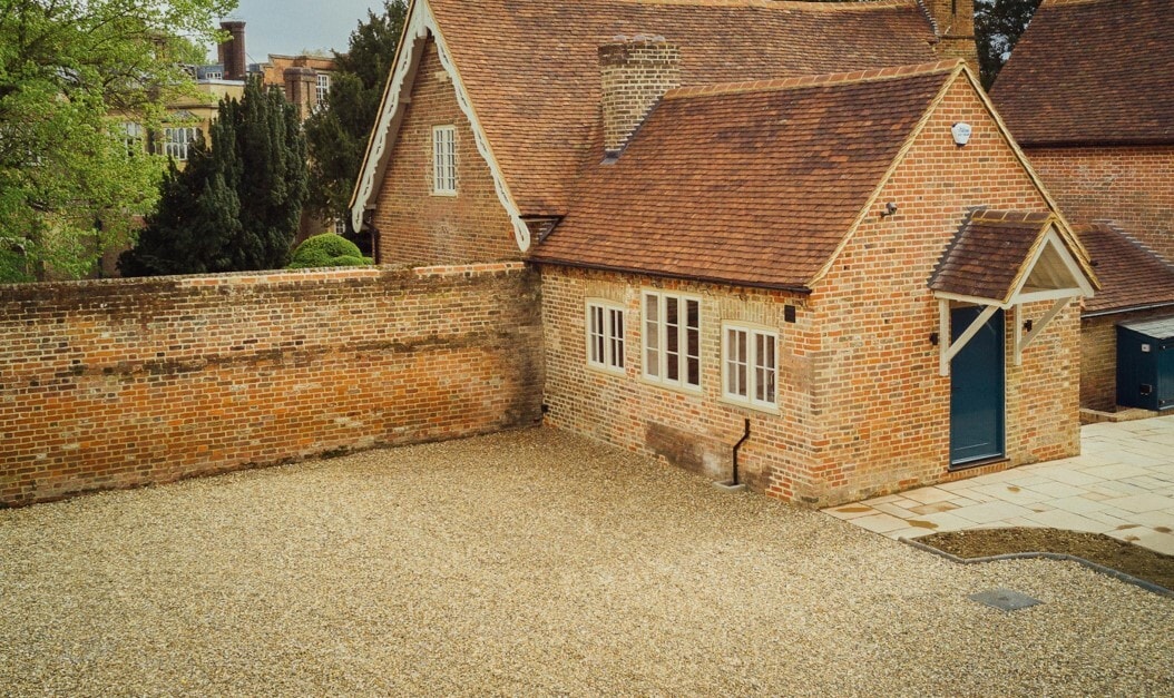 Munden Estate, St Albans to rent Building Photo- Image 1 of 1