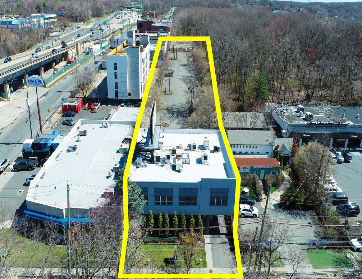 4830 Arthur Kill Rd, Staten Island 10309 Outerbridge Plaza UK