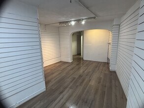 23 New St, Plymouth to rent Interior Photo- Image 2 of 4