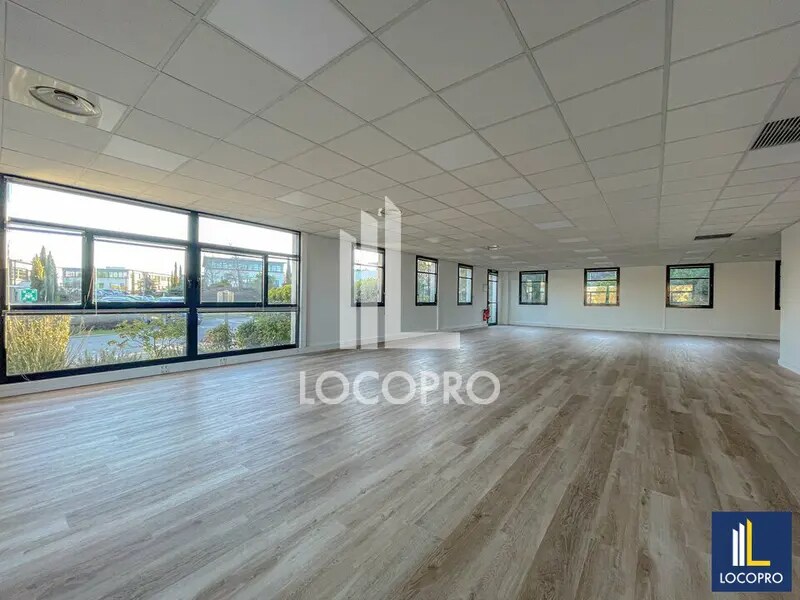 Office in Aix-en-Provence to rent Interior Photo- Image 1 of 9