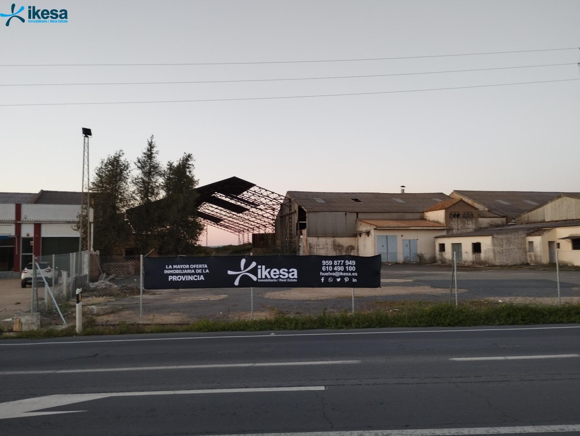 Industrial in La Palma del Condado for sale Building Photo- Image 1 of 25