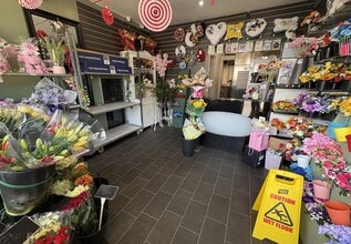 93 Newbury Ln, Oldbury to rent Interior Photo- Image 2 of 3