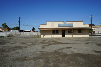 6 W 2nd Ave, Toppenish, WA for sale Building Photo- Image 1 of 1