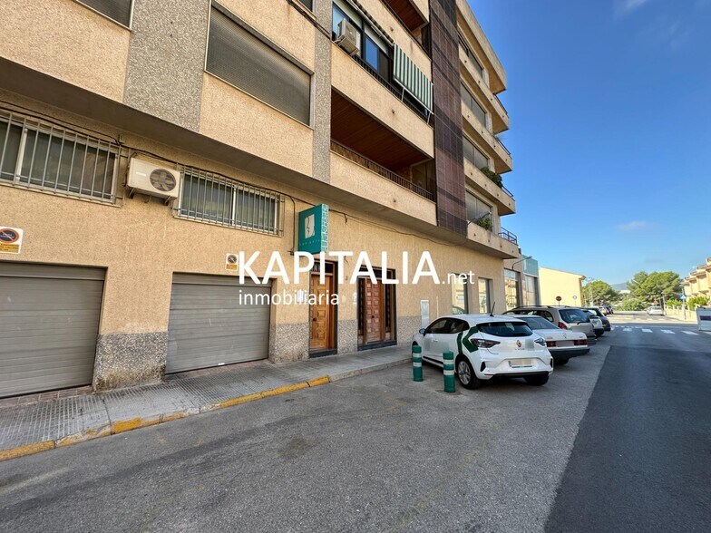 Retail in L'Olleria, Valencia to rent - Building Photo - Image 2 of 18