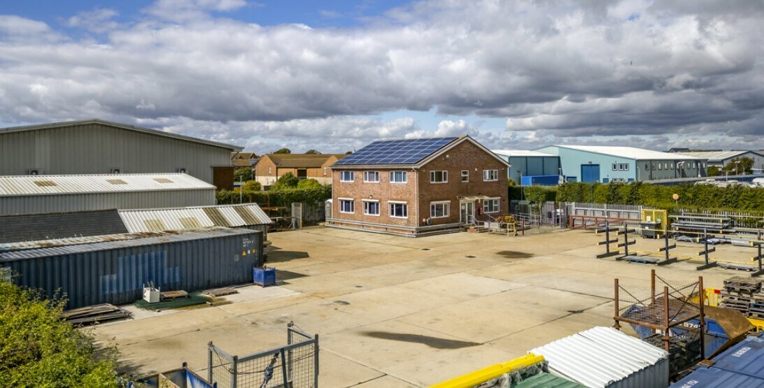 Ellis Sq, Selsey for sale Primary Photo- Image 1 of 1