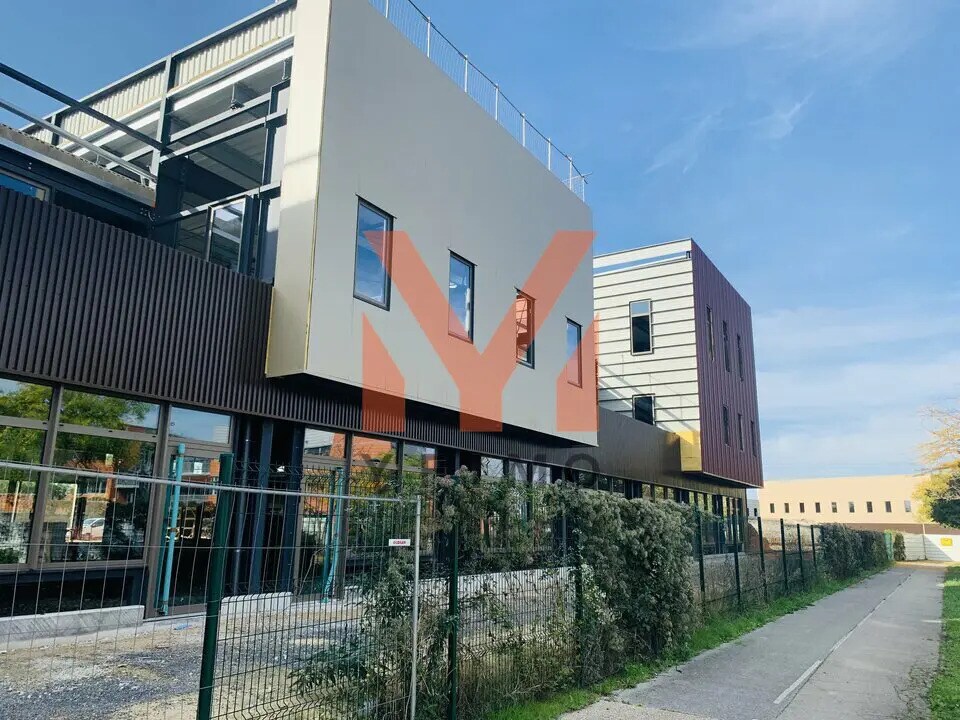 Light Industrial in Gennevilliers to rent Building Photo- Image 1 of 6