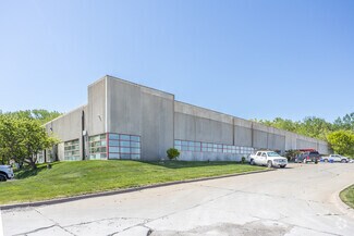 More details for 1202 Thomas Beck Rd, Des Moines, IA - Light Industrial for Rent