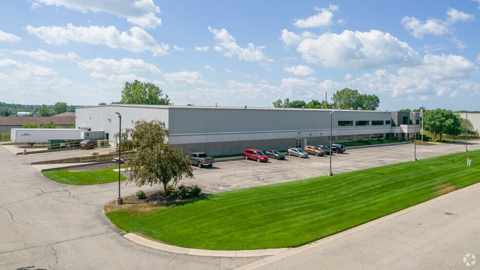 2206 Pine Ridge Dr SW, Jenison 49428 UK