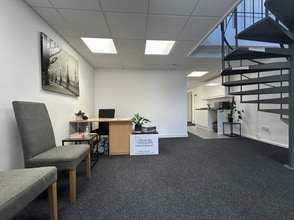 Church Rd, Plymouth to rent Interior Photo- Image 1 of 10