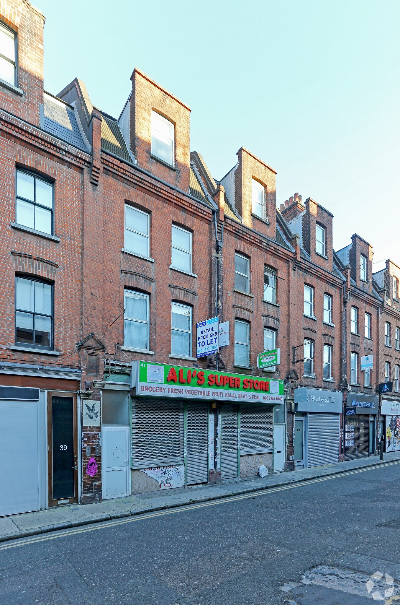 41-43 Fashion St, London for sale Primary Photo- Image 1 of 1
