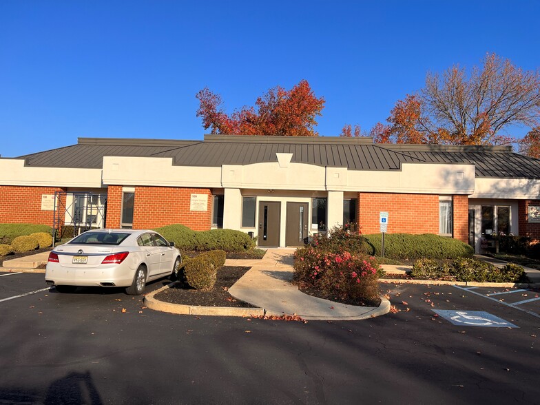 2301 E Evesham Rd, Voorhees, NJ for sale - Building Photo - Image 1 of 1