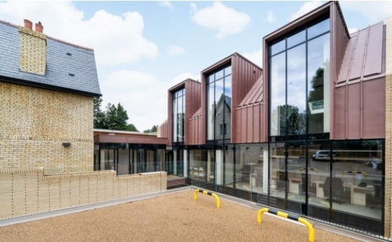 120 Cockfosters Rd, Barnet to rent - Primary Photo - Image 1 of 4