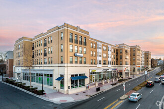 450 N Washington St, Falls Church, VA for rent Building Photo- Image 1 of 8