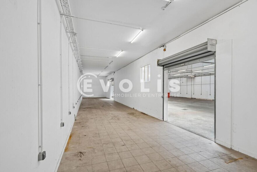 Light Industrial in Ivry-sur-Seine to rent - Interior Photo - Image 3 of 16