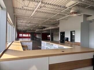 More details for 2760-2794 Boul Jacques-Cartier E, Longueuil, QC - Retail for Sale