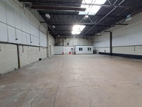 Denbigh Hall, Milton Keynes to rent Interior Photo- Image 2 of 2