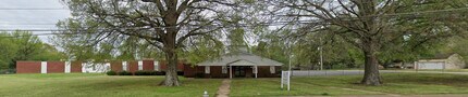 4255 Overton Crossing St, Memphis, TN for sale Primary Photo- Image 1 of 1