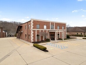 3661-3669 Teays Valley Rd, Hurricane, WV to rent Building Photo- Image 1 of 11
