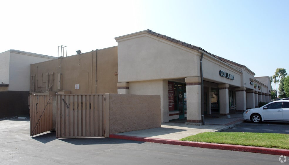 658 W Holt Blvd, Ontario, CA to rent - Building Photo - Image 2 of 2