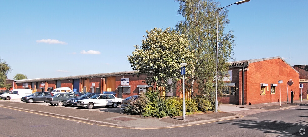 114 George Leigh Street, Manchester to rent - Building Photo - Image 2 of 5