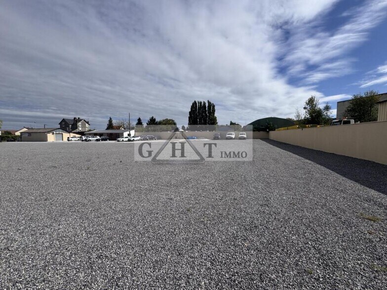 Land in Saint-Soupplets for sale - Building Photo - Image 2 of 9
