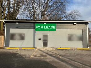 3790 E William Street Rd, Decatur, IL for rent Building Photo- Image 1 of 8