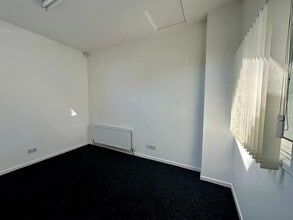 23 College St, Armagh to rent Interior Photo- Image 2 of 2