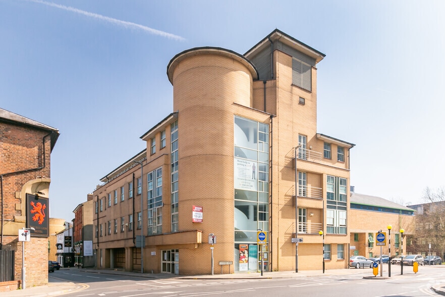 7-9 Castle St, Luton for sale - Primary Photo - Image 1 of 1