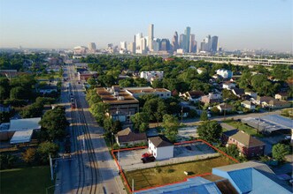 2517 N Main St, Houston, TX for sale Primary Photo- Image 1 of 1