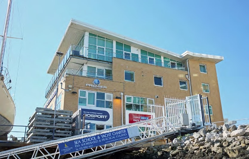 Mumby Rd, Gosport to rent - Building Photo - Image 2 of 2