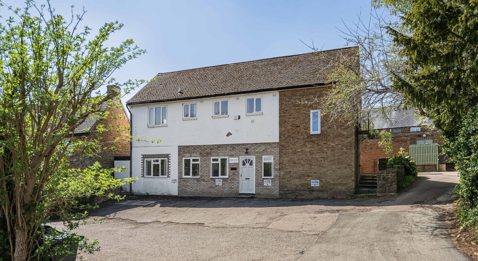 Middle Hl, Hook Norton for sale - Building Photo - Image 1 of 6