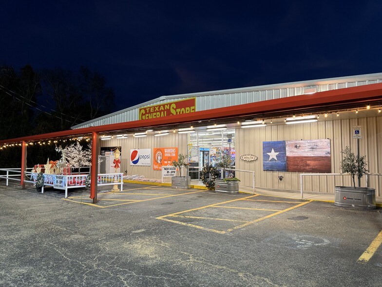 1102 Main St E, Honey Grove, TX for sale - Building Photo - Image 3 of 20