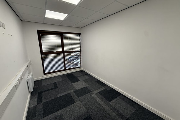 St Johns Rd, Durham, DUR DH7 8ER - Unit 19 - - Interior Photo - Image 2 of 3