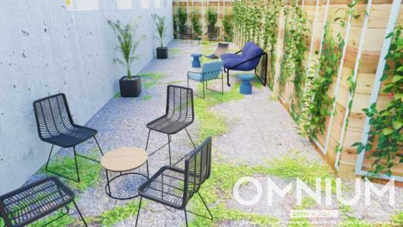 Office in Lyon for sale - Building Photo - Image 2 of 9