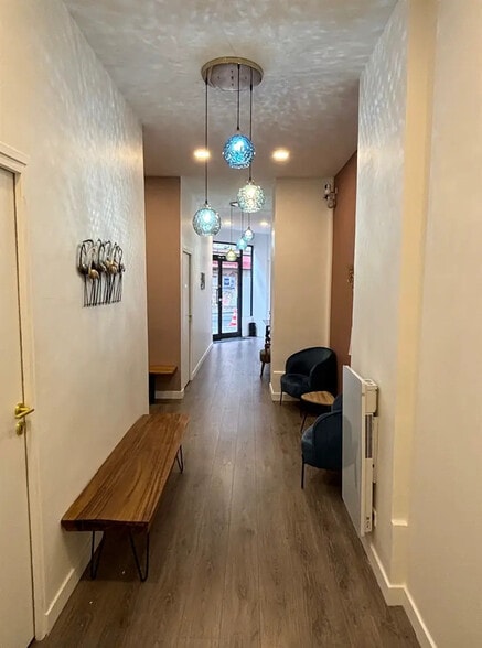 Retail in Paris for sale - Building Photo - Image 2 of 9