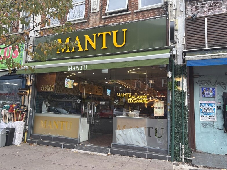 Station Rd, Edgware to rent - Primary Photo - Image 1 of 1