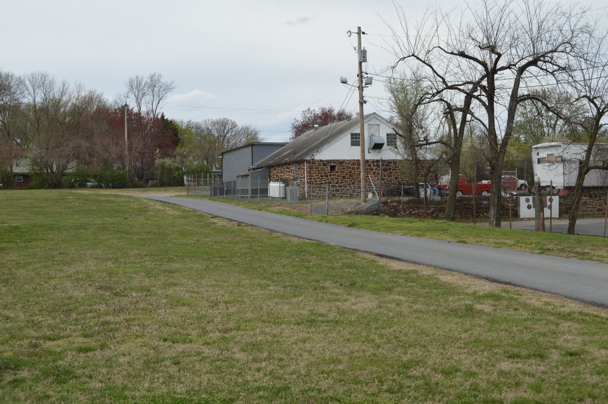 4108R Mountain Rd, Pasadena, MD for sale - Primary Photo - Image 1 of 1