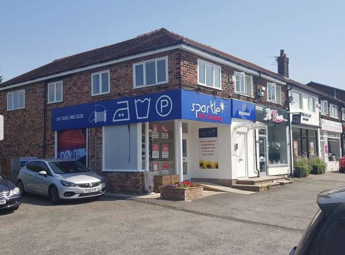 95A-95B Wood Lane, Altrincham to rent - Primary Photo - Image 1 of 1