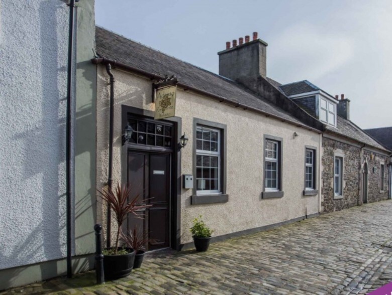 6 Glasgow Vennel, Irvine for sale - Primary Photo - Image 1 of 1