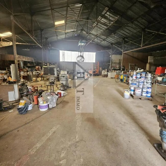Vente Entrepôt 1 000 m²
