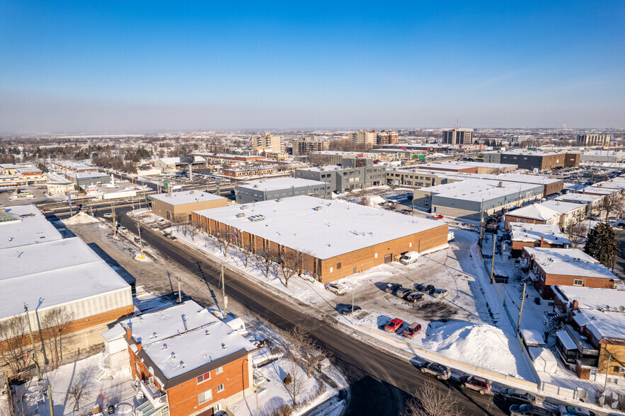 7729-7735 Rue Valdombre, Saint-leonard, QC for sale - Aerial - Image 2 of 4