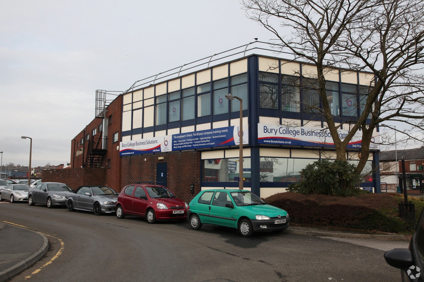 35 Walmersley Rd, Bury BL9 5AE UK