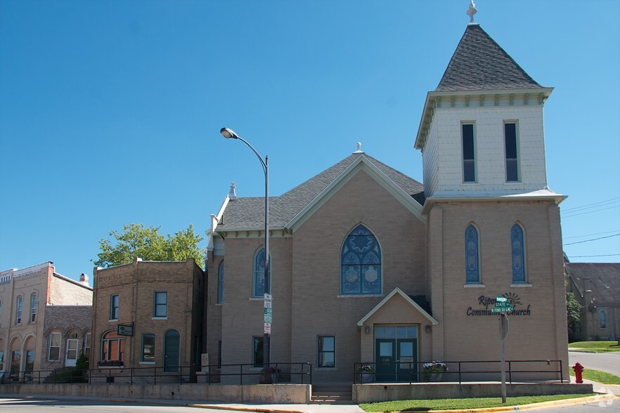 155 State St, Ripon, WI for sale - Primary Photo - Image 1 of 14