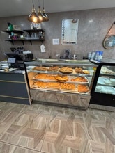 97 High St, London to rent Interior Photo- Image 2 of 6