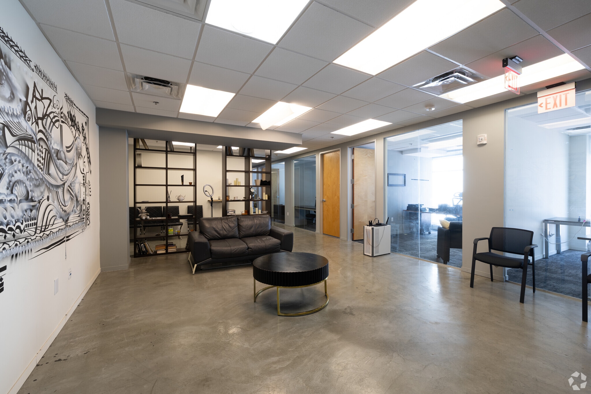 14 NE 1st Ave, Miami, FL to rent Interior Photo- Image 1 of 4