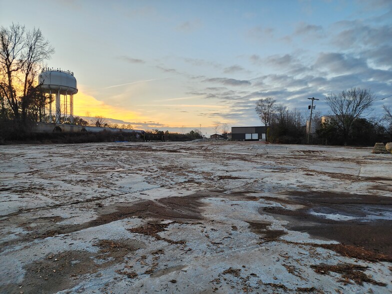 207 S Goley St, Durham, NC for rent - Building Photo - Image 3 of 3