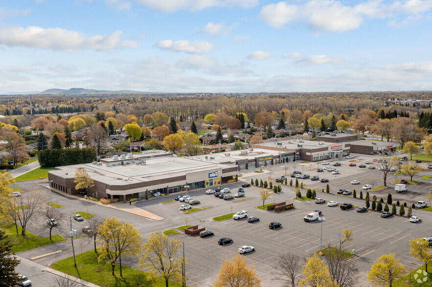 520 Boul du Fort-Saint-Louis, Boucherville, QC for rent - Aerial - Image 2 of 2